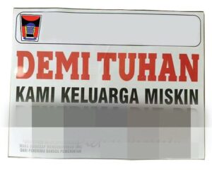 Budi: Tempelkan Stiker ”Saya Miskin” di Rumah Warga DTKS, DTKS Catat Warga Miskin Capai 383.484 Jiwa di Kota Padang 2 00 Label MISKIN