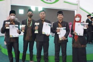 Sukses Helat MTQ Nasional Sumbar ke-39,Raih Peringkat 7, Kafilah Masuk 3 Besar dari 20 Cabang, Wako Fadly Amran: Melalui MTQ Ciptakan Generasi Qurani dan Melahirkan Kafilah-kafilah Hebat 2 4a