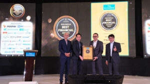 Bank Nagari Raih 2 Penghargaan Bergengsi, The Top Digital Transformations Regional Bank Artajasa, Best Brand Image The Iconomics 2 Bank Nagari 2