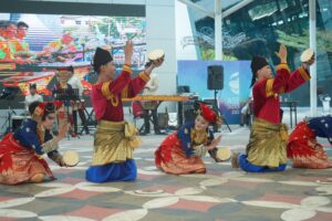 23ee814f ff45 487e 99a3 46eea0ecf557