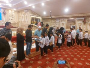 Gandeng RSGMP dan FKG Baiturrahmah, Yayasan Sahabat Mulia Madani Berbuka Bersama 150 Anak Yatim dan Dhuafa 2 IMG 20250318 WA0011