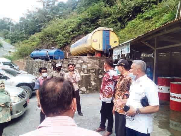 Komisi IV Sidak ke PT. KAS Kabupaten Limapuluh Kota 1 SIDAK— Komisi IV DPRD Sumbar dan rombongan turun ke Kabupaten Limapuluh Kota dan sidak ke PT. Koto Alam Sejahtera di Jorong Polong Duo, Nagari Koto Alam, Kecamatan Pangkalan Koto Baru.