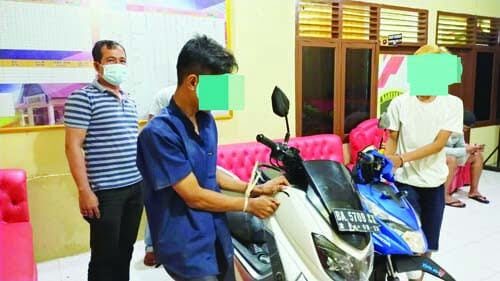 PENCURI MOTOR— Jajaran Satreskrim Polres Limapuluh Kota menangkap dua pelajar yang terlibat aksi pencurian sepeda motor di sembilan TKP.