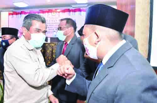 Pilkada 2020 Lancar dan Aman, Pemkab Agam Apresiasi Semua 1 APRESIASI KPU— Sekdakab Agam, Martias Wanto mengapresiasi KPU dan semua pihak yang sukses menggelar Pilkada.