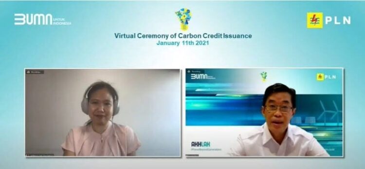 VIRTUAL— Penyerahan sertifikat  penurunan emisi gas rumah kaca dari tiga pembangkit energi terbarukan kepada PLN yang dilakukan secara virtual, Senin (11/1).