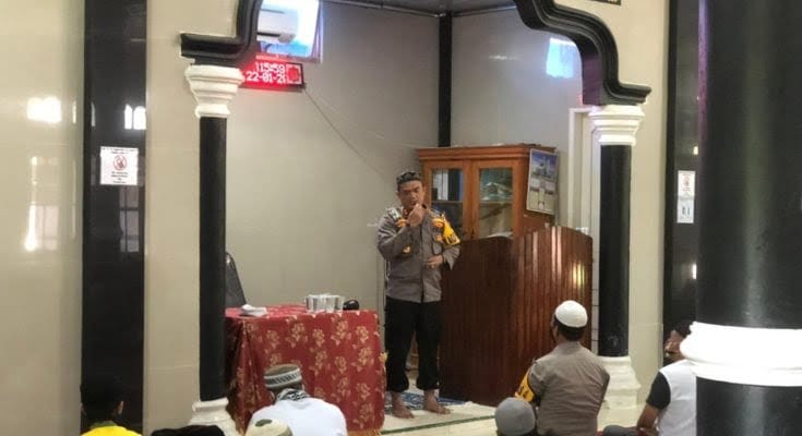 SAFARI JUMAT POLRES MENTAWAI JANGAN TERPENGARUH BERITA HOAK