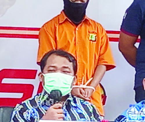 Respons Keras Ketua KPAI Terkait Kasus Prostitusi Anak 1 KETERANGAN— Ketua Komisi Perlindungan Anak Indonesia Susanto saat memberi keterangan.