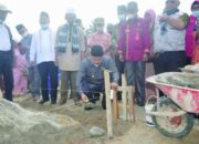 Bupati Letakkan Batu Pertama Pembangunan Asrama Puteri