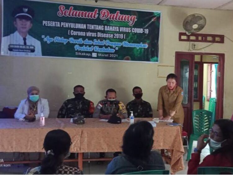 Laila: Jangan Panik dengan Corona, Ikuti Instruksi 1 EDUKASI— Dokter Laila Rahmadani memberikan edukasi praktis kepada peserta penyuluhan mengenai Corona Virus Disease 2019 (Covid-19).