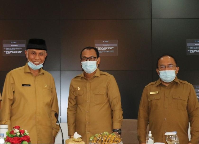 Mahyeldi dan Mentawai