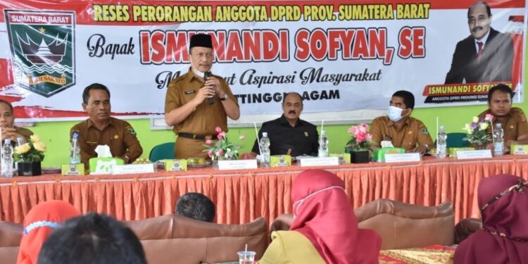 Wabup Agam Harapkan Ada Kesejahteraan Bagi Guru Honorer