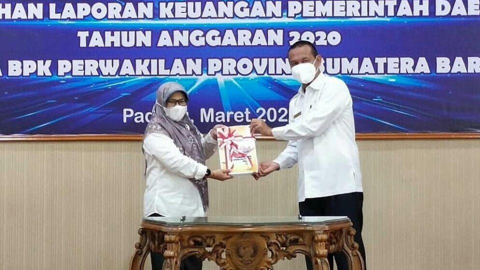 Wako Serahkan LKPD tahun 2020 ke BPK RI