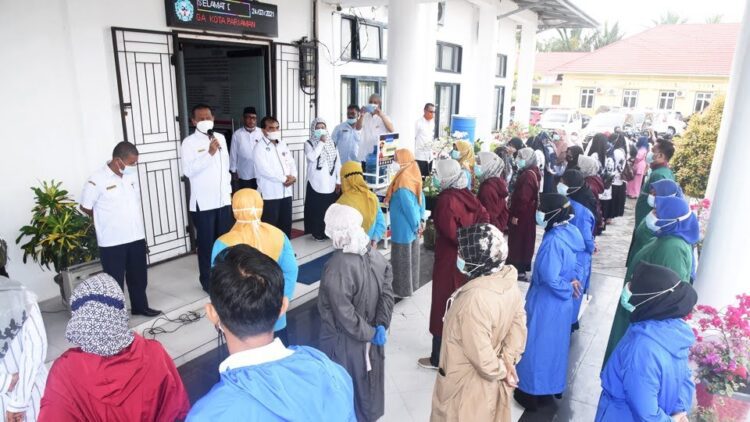 Wako Pantau Vaksinasi Tenaga Pendidik