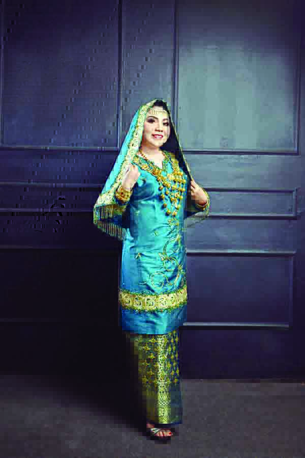 KARTINI MASA KINI— Sugesti Edward, Sosok Kartini masa kini asal Manggopoh