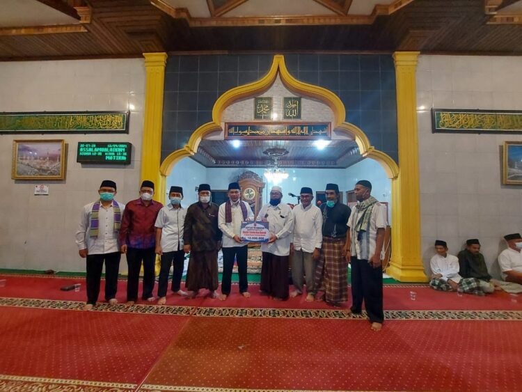 TSR Bantu Masjid Tuanku Nan Renceh
