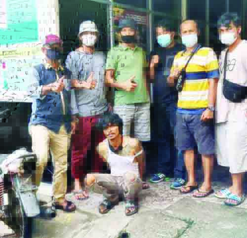 PENCURI DITANGKAP— Riko Syahputra (40) ditangkap jajaran Satreskrim Polresta Padang atas kasus pencurian dengan sasaran rumah kosong.