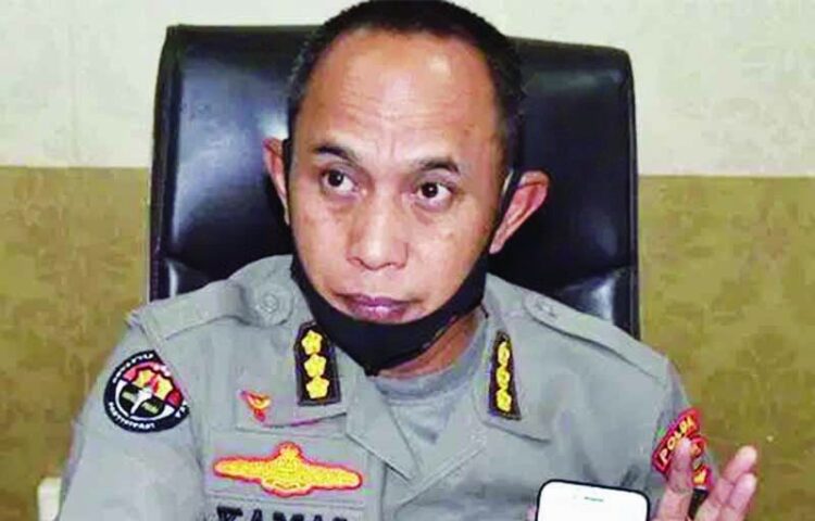 Dicap Teroris, KKB Berulah Lagi Sekolah dan Puskesmas Dibakar 1 Kombes Ahmad Mustofa Kamal