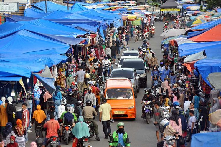 Serbu Kebutuhan Lebaran, Pasar Raya Bagadincik 1 Pasar Raya Padang