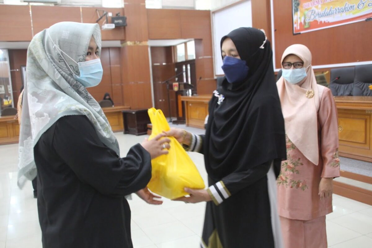 DWP Bukittinggi Berbagi Bersama