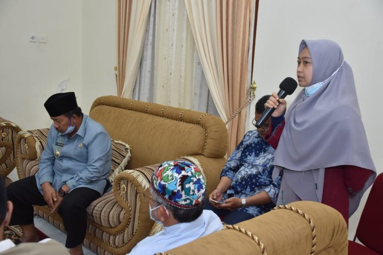 Sebelum Tampil di Babak Final MTQ Internasional Bupati Agam Motivasi Elum Nur Risman