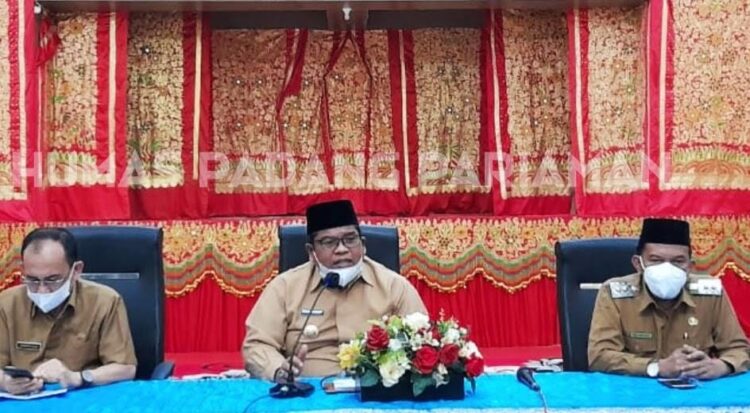 bupati pimpin rakor berikan sambutan