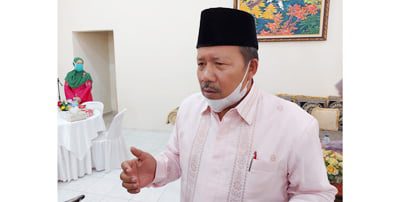 Andri Warman  — Bupati Agam