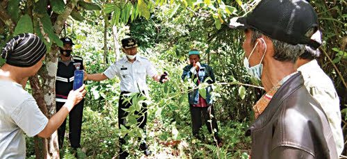 Camat Tanjung Raya Tinjau Lokasi Rencana Pembangunan Boarding School Tahfiz Quran di Sungai Batang Copy