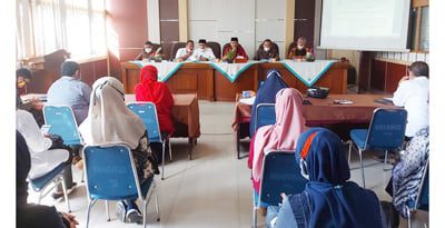 FKS Kota Bukittinggi Beri Pembinaan FKKS Kecamatan MKS 1 PEMBINAAN—FKS Bukittinggi memberikan pembinaan terhadap FKKS Kecamatan Mandiangin Koto Salayan (MKS) Bukittinggi.