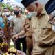 Gubernur Sumbar Mahyeldi Kunjungi Taman Buah Kandi dan Bantu Peternak Madu Galo Copy
