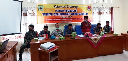 Sosialisasi Pemilih, Masyarakat Kabupaten Padangpariaman Tidak Ragu 1 Panitia Pemilihan Walinagari Paritmalintang, Kecamatan Enam Lingkung, Kabupaten Padangpariaman sosialisasikan masyarakat yang wajib menjadi hak pilih dalam pelaksanaan pemilihan walinagari serentak tahun 2021. Dengan demikian masyarakat tidak ragu lagi siapa saja yang boleh menjadi pemilih.