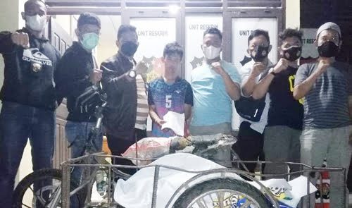 PENCURI BECAK— MZ (24) ditangkap jajaran Polsek Kinali atas kasus pencurian becak motor untuk melangsir sawit.