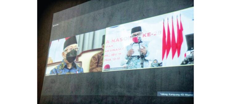 PERINGATAN HARGANAS— Wabup Agam, Irwan Fikri Dt Parpatiah SH mengikuti, peringatan Harganas ke -28 yang digelar BKKBN, Selasa (29/6). Acara yang dibuka Wapres RI, KH. Ma’ruf Amin secara virtual di seluruh Perwakilan BKKBN Provinsi di Indonesia, Menteri Indonesia Maju, dan para Gubernur, Bupati dan Walikota.