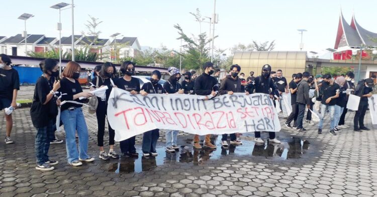 Kota Padang termasuk daerah yang ditetapkan pemerintah pusat menerapkan PPKM Darurat atau PPKM level IV hingga 2 Agustus mendatang.