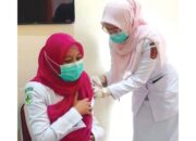 695 Orang Divaksin Massal di Agam