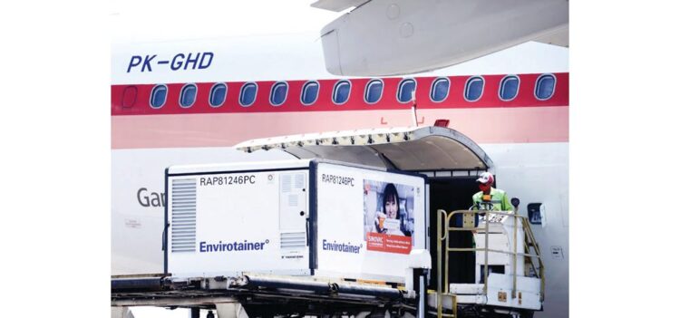 SAMPAI—Pesawat Garuda nomor penerbangan GA-891 yang  membawa vaksin  sampai  di Bandara Internasional Soekarno-Hatta, Tangerang, sekira pukul 12.15 WIB kemarin.