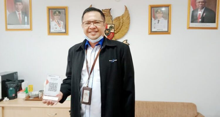 Henry Suhairi Pimpinan Cabang Bank Nagari Lubuk Sikaping