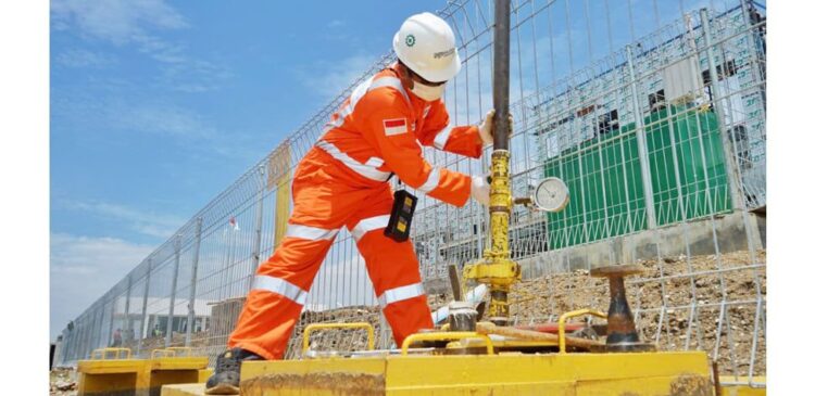 PGN Dukung Strategi Pengelolaan Gas Bumi Pemerintah 1 Subholding Gas PT Pertamina Persero, PT Perusahaan Gas Negara Tbk (PGN) berkomitmen memasok gas bumi dan infrastruktur pendukungnya di Kawasan Industri Kendal sambil menunggu ruas pipa transmisi Cirebon-Semarang yang akan dibangun oleh Pemerintah.