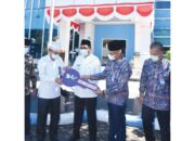 Di Tengah Bencana Covid 19, Perumda Air Minum Padang Sumbangkan Ambulance