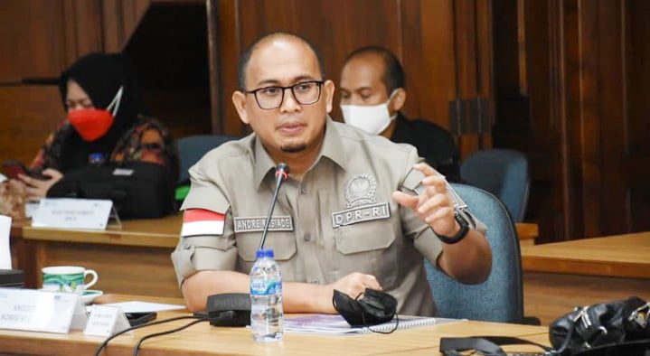 Anggota Komisi VI DPR RI dari Fraksi Gerindra, Andre Rosiade.