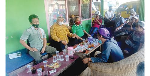 Terdampak Koridor IV Transpadang, Pemilik Angkot Minta Kejelasan Kompensasi di Kota Padang 1 MINTA KEJELASAN— Para pemilik angkot yang terdampak trayek Transpadang koridor IV meminta kejelasan kompensasi.