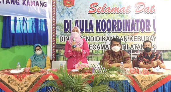 Guru PAU1D di Tilatang Kamang Ikuti Bimtek LBB