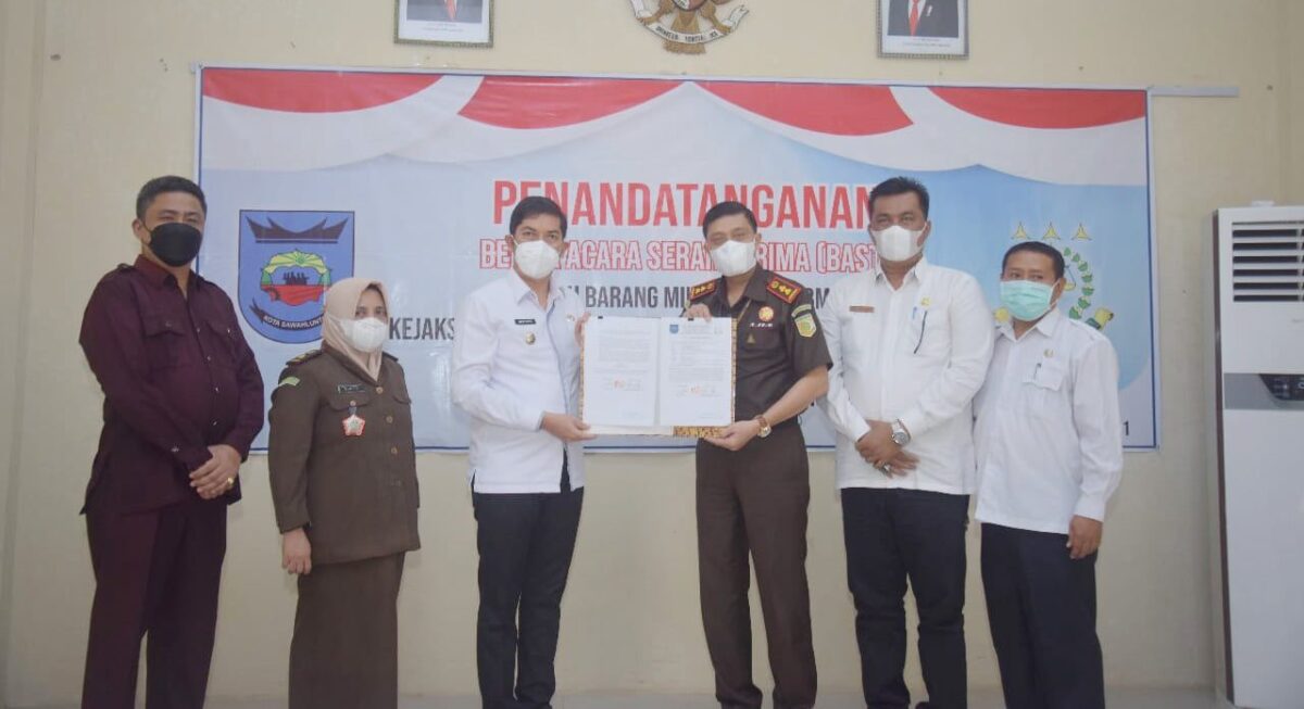 Kejaksaan Negeri Sa1wahlunto Hibahkan