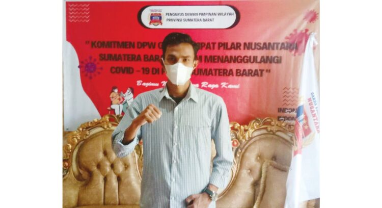 Jusrizal (Ketua DPW Garda Pilar Nusantara Sumbar), ”Mari Massifkan Gerakan Vaksinasi Massal di Sumbar” 1 Jusrizal
(Ketua DPW Garda Pilar Nusantara Sumbar)