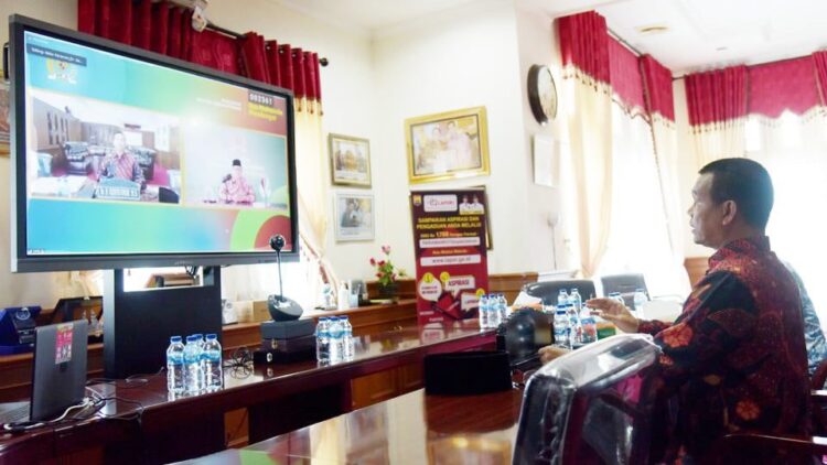 Wali Kota Pariaman, Genius Umar berdialog langsung dengan Wakil Ketua DPR RI, Muhaimin Iskandar.