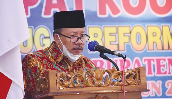 KRUSIAL— Bupati Agam Andri Warman menyebutkan masalah tanah cukup krusial sehingga harus diselesaikan dengan cepat.
