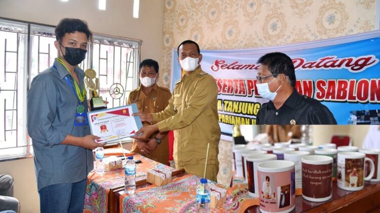 HADIRI—Wali Kota Pariaman H Genius Umar  saat hadiri acara.