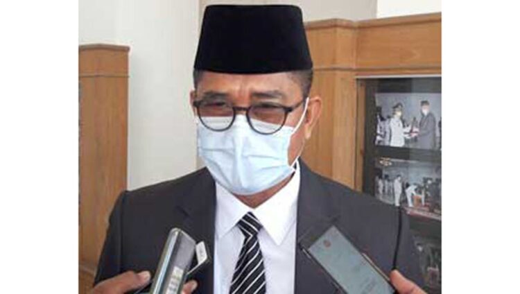 Syafrial Kani
Ketua DPRD Kota Padang.