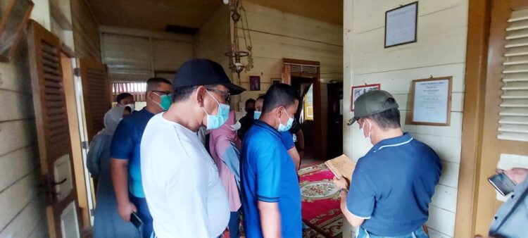 Tim Survei HBN 2021 Tinjau Lokasi Sejarah PDRI di Kabupaten Sijunjung, Peringatan HBN ke-73 Momentum Semangat Bela Negara 1 TINJAU --Tim Survei Hari Bela Negara (HBN) tahun 2021 ketika meninjau Lokasi Sejarah perjalanan PDRI.