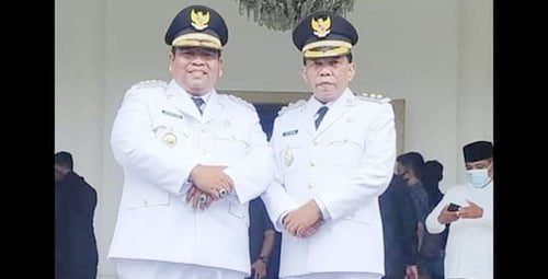 Bupati Padangpariaman Suhatri Bur dan Wakil Bupati Padangariaman Rahmang menghadiri sekaligus memberi sambutan dalam rapat paripurna penyampaian pandangan umum fraksi fraksi terhadap nota penjelasan Bupati tentang KUA-PPAS APBD tahun 2022.