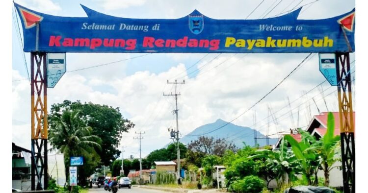 Kampung Adat dan Kampung Rendang Payakumbuh Masuk API 2021 1 GAPURA SELAMAT DATANG— Gapura masuk di Kampung Adat dan Kampung Rendang Payakumbuh. Keduanya ditargetkan masuk API 2021.